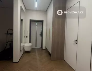 3-комнатная квартира, этаж 8 из 10, 87 м²