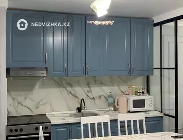 2-комнатная квартира, этаж 8 из 10, 51 м²