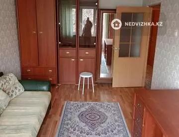 3-комнатная квартира, этаж 4 из 4, 61 м²