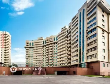 Офис, Магазин и др., этаж 1 из 2, 10 м², На длительный срок