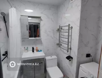 2-комнатная квартира, этаж 8 из 10, 51 м²