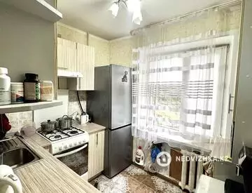3-комнатная квартира, этаж 2 из 5, 64 м²
