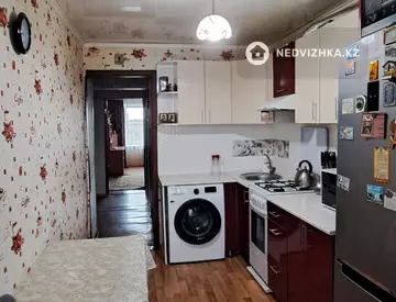 2-комнатная квартира, этаж 3 из 3, 54 м²