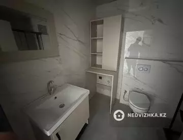 2-комнатная квартира, этаж 2 из 9, 40 м²
