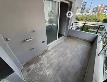 2-комнатная квартира, этаж 2 из 9, 40 м²