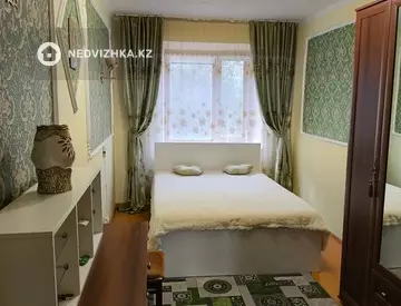 3-комнатная квартира, этаж 3 из 5, 60 м²
