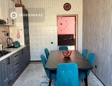5-комнатная часть дома, 8 соток, 300 м²