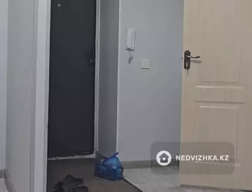 2-комнатная квартира, этаж 1 из 5, 38 м²