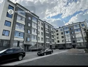 2-комнатная квартира, этаж 2 из 5, 67 м²