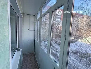 4-комнатная квартира, этаж 3 из 9, 77 м²