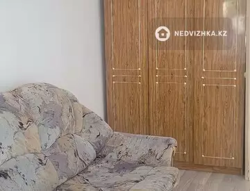 2-комнатная квартира, этаж 1 из 5, 52 м², На длительный срок
