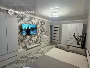 2-комнатная квартира, этаж 1 из 5, 45 м², Посуточно