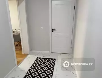 2-комнатная квартира, этаж 2 из 5, 53 м²