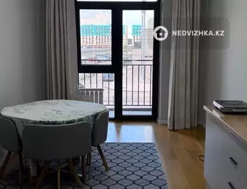 2-комнатная квартира, этаж 2 из 5, 53 м²