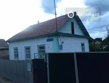 4-комнатный дом, 8 соток, 50 м²