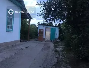 4-комнатный дом, 8 соток, 50 м²