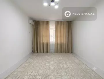 1-комнатная квартира, этаж 7 из 9, 49 м², На длительный срок
