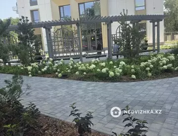 1-комнатная квартира, этаж 8 из 9, 41 м²