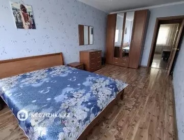 2-комнатная квартира, этаж 4 из 5, 48 м²