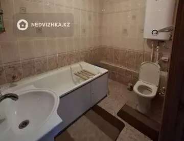 2-комнатная квартира, этаж 4 из 5, 48 м²