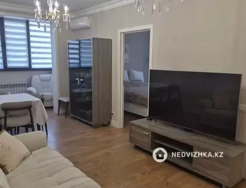 2-комнатная квартира, этаж 3 из 10, 62 м², На длительный срок