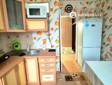 1-комнатная квартира, этаж 4 из 9, 35 м²