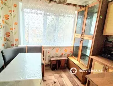 1-комнатная квартира, этаж 4 из 9, 35 м²