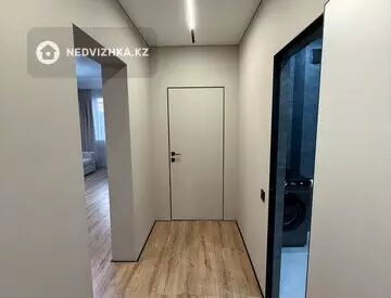 1-комнатная квартира, этаж 1 из 9, 43 м²
