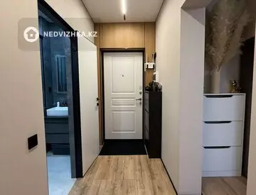 1-комнатная квартира, этаж 1 из 9, 43 м²