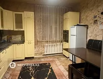 4-комнатный дом, 10 соток, 130 м²