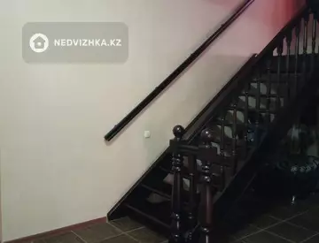 5-комнатный дом, 9 соток, 226 м²