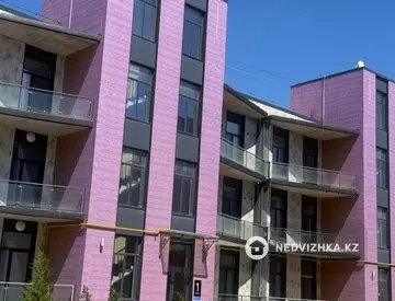 2-комнатная квартира, этаж 3 из 3, 69 м²