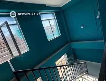 2-комнатная квартира, этаж 3 из 3, 69 м²