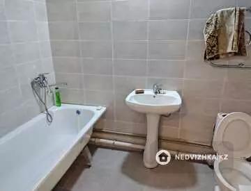 1-комнатная квартира, этаж 14 из 15, 38 м²