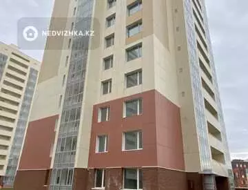 1-комнатная квартира, этаж 14 из 15, 38 м²