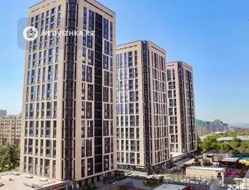 2-комнатная квартира, этаж 8 из 20, 55 м², Посуточно