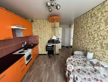 2-комнатная квартира, этаж 8 из 9, 50 м²
