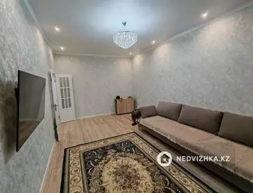 3-комнатная квартира, этаж 2 из 12, 100 м²