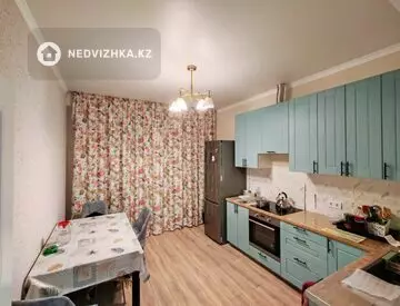 3-комнатная квартира, этаж 2 из 12, 100 м²