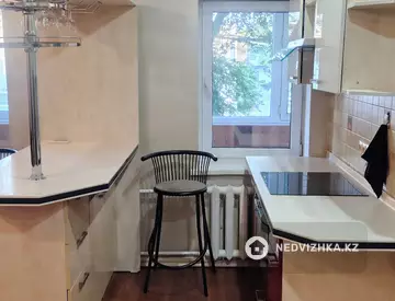 3-комнатная квартира, этаж 2 из 5, 63 м²