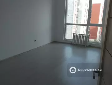 2-комнатная квартира, этаж 7 из 9, 71 м², На длительный срок