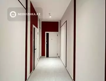 1-комнатная квартира, этаж 11 из 12, 44 м²