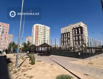 3-комнатная квартира, этаж 2 из 9, 81 м²