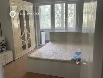 3-комнатная квартира, этаж 4 из 5, 64 м²
