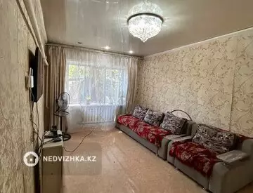 2-комнатная квартира, этаж 1 из 2, 38 м²