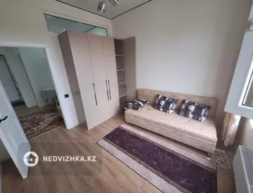 3-комнатная квартира, этаж 9 из 12, 44 м², Посуточно
