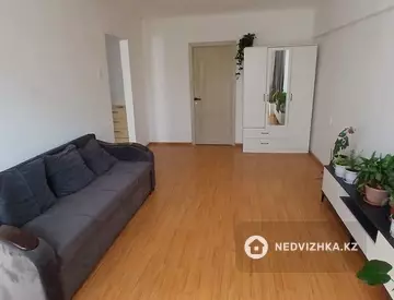 2-комнатная квартира, этаж 4 из 5, 47 м²