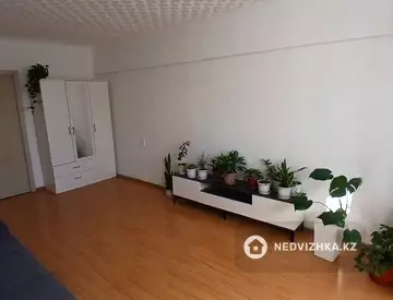 2-комнатная квартира, этаж 4 из 5, 47 м²