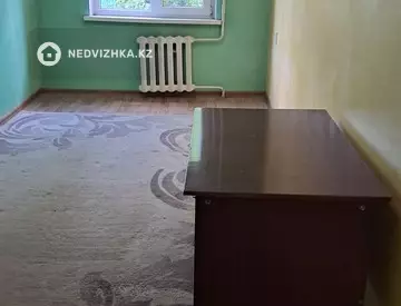 3-комнатная квартира, этаж 2 из 4, 59 м²