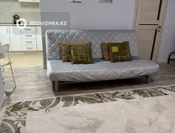 1-комнатная квартира, этаж 13 из 13, 44 м²